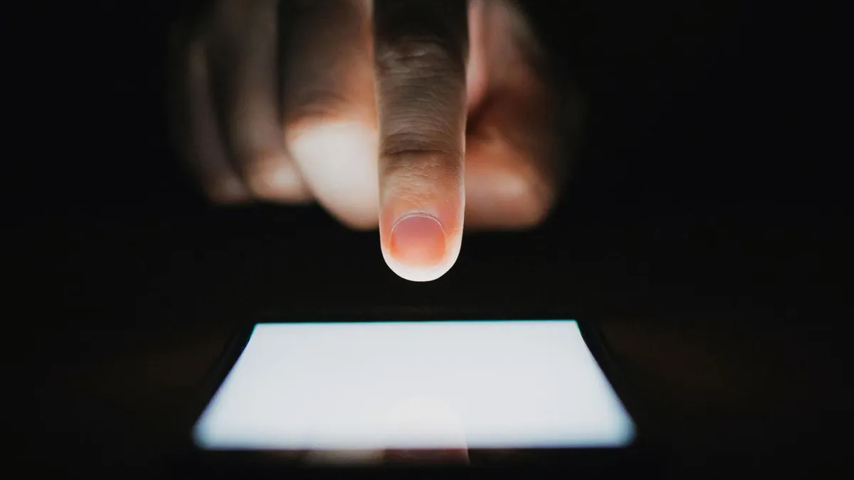 Google gibt Ihre Nachrichten an den Arbeitgeber weiter — was Sie wissen sollten